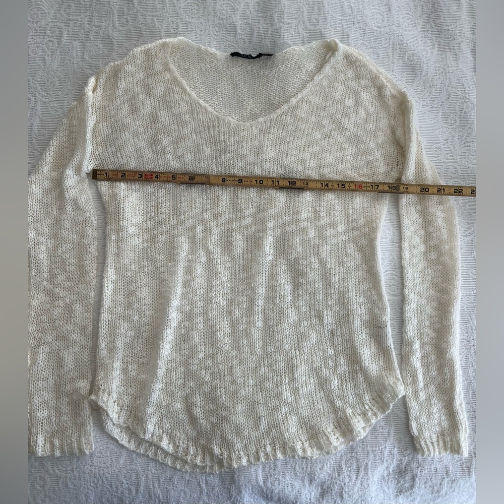 Nordstrom Rack Sweater - Picture 4 of 7